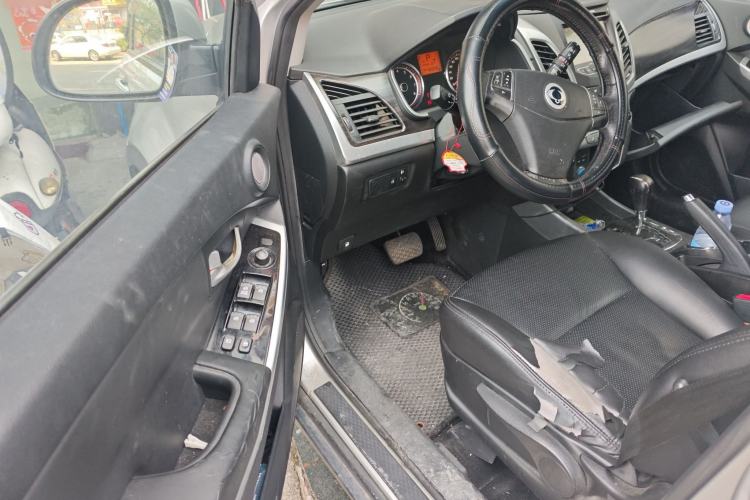Used SsangYong Korando 2013 2.0L Gasoline Two-Wheel Drive Automatic Elite Edition Driver Seat