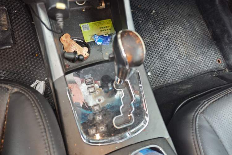 Used SsangYong Korando 2013 2.0L Gasoline Two-Wheel Drive Automatic Elite Edition Gear Lever