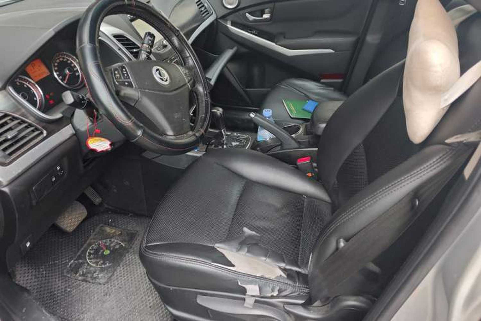 Used SsangYong Korando 2013 2.0L Gasoline Two-Wheel Drive Automatic Elite Edition Left Front Seat