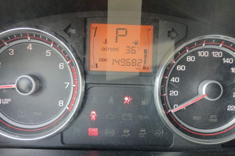 Used SsangYong Korando 2013 2.0L Gasoline Two-Wheel Drive Automatic Elite Edition Odometer Close Up
