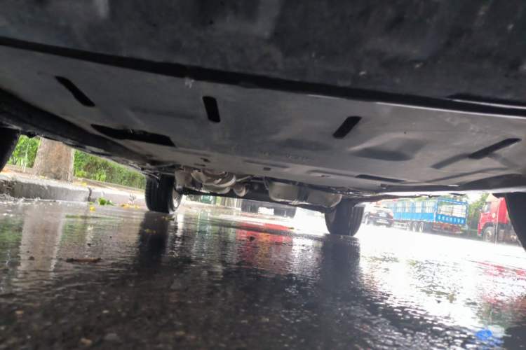 Used SsangYong Korando 2013 2.0L Gasoline Two-Wheel Drive Automatic Elite Edition Chassis Front