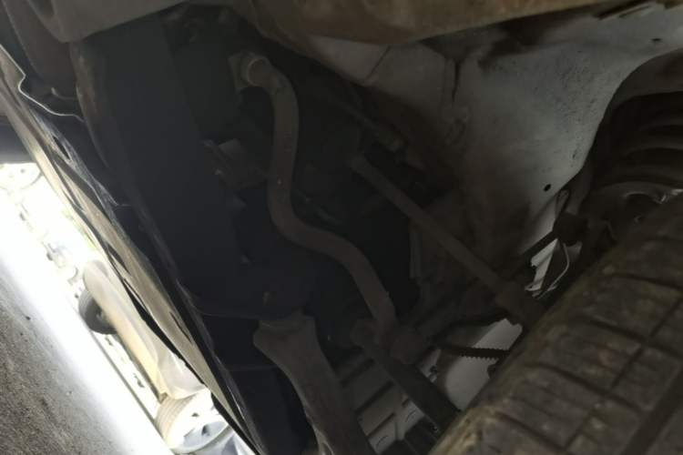 Used SsangYong Korando 2013 2.0L Gasoline Two-Wheel Drive Automatic Elite Edition Chassis Front Right