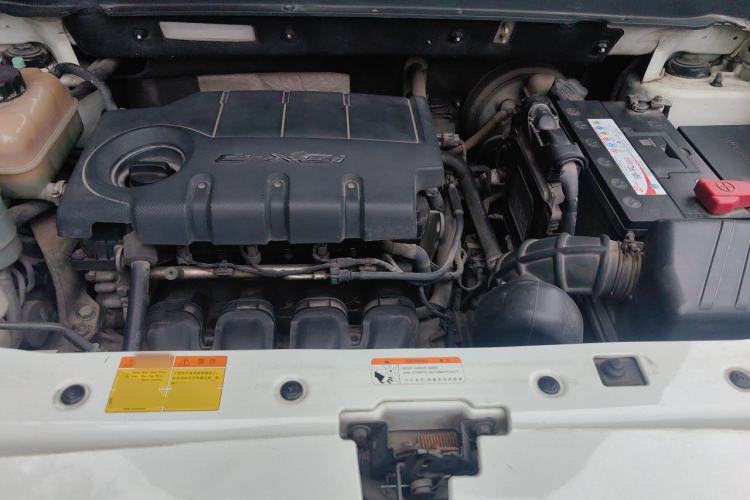 Used SsangYong Korando 2013 2.0L Gasoline 4x4 Automatic Elite Navigation Edition Engine Bay