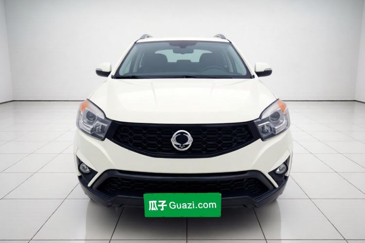 Used SsangYong Korando 2013 2.0L Gasoline Two-Wheel Drive Automatic Elite Edition Front