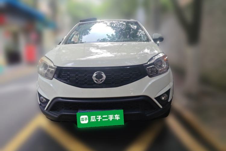 Used SsangYong Korando 2013 2.0L Gasoline Two-Wheel Drive Automatic Elite Edition Front