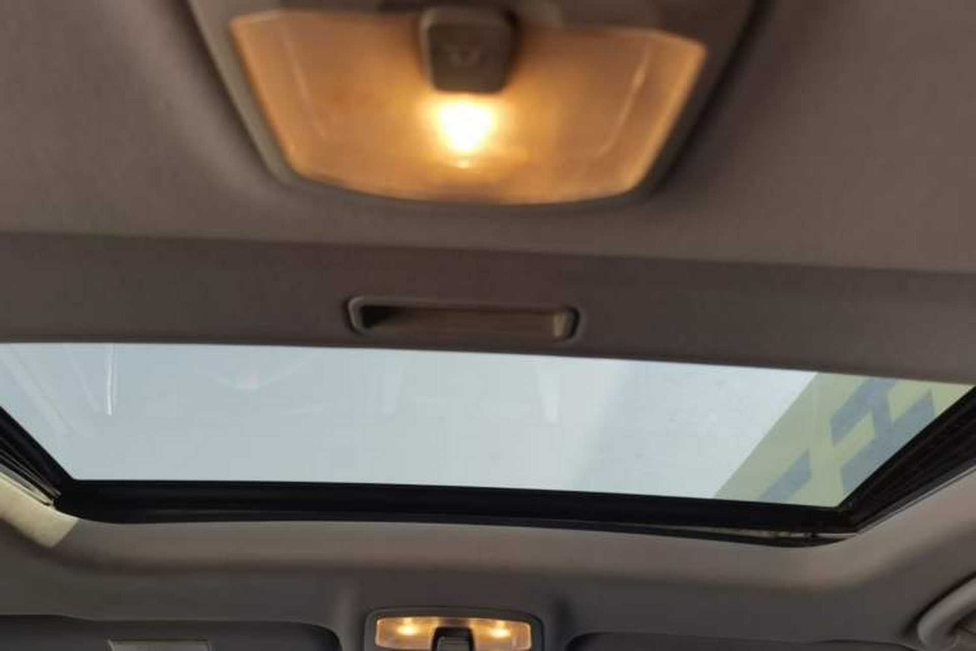Used SsangYong Korando 2013 2.0L Gasoline Two-Wheel Drive Automatic Elite Edition Headliner
