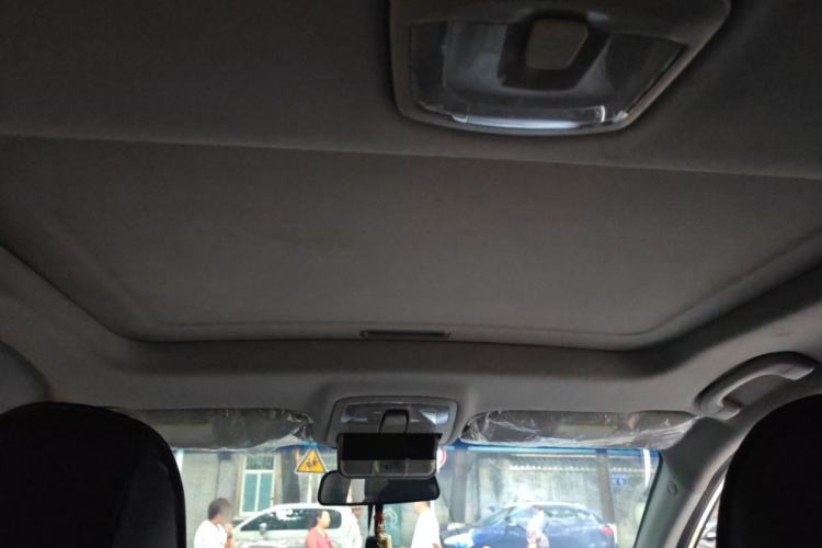 Used SsangYong Korando 2013 2.0L Gasoline Two-Wheel Drive Automatic Elite Edition Headliner