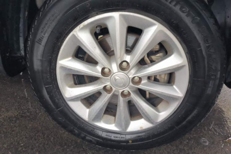 Used SsangYong Korando 2013 2.0L Gasoline Two-Wheel Drive Automatic Elite Edition Right Front Wheel Hub