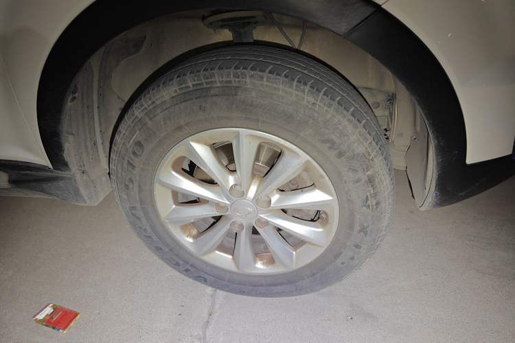 Used SsangYong Korando 2013 2.0L Gasoline Two-Wheel Drive Automatic Elite Edition Right Front Wheel Hub
