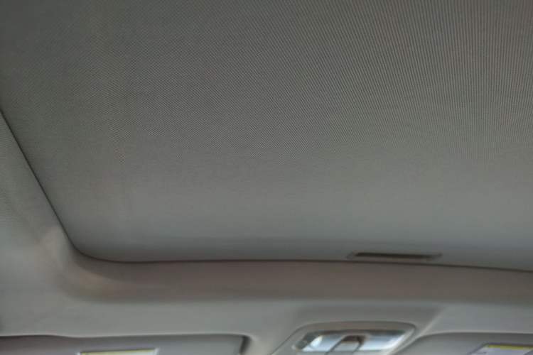 Used SsangYong Korando 2014 2.0L Gasoline 4x4 Automatic Luxury Navigation Edition Headliner