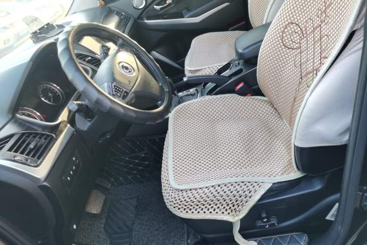 Used SsangYong Korando 2014 2.0L Gasoline 4x4 Automatic Luxury Navigation Edition Left Front Seat