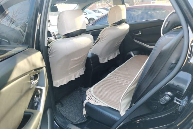 Used SsangYong Korando 2014 2.0L Gasoline 4x4 Automatic Luxury Navigation Edition Left Rear Seat
