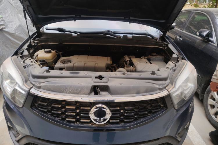 Used SsangYong Korando 2014 2.0L Gasoline 4x4 Automatic Luxury Navigation Edition Engine Bay