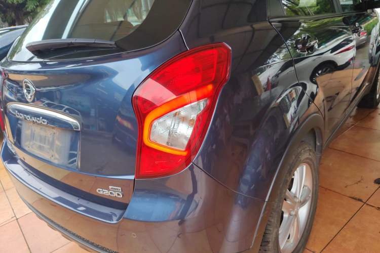 Used SsangYong Korando 2014 2.0L Gasoline 4x4 Automatic Luxury Navigation Edition Exterior 6