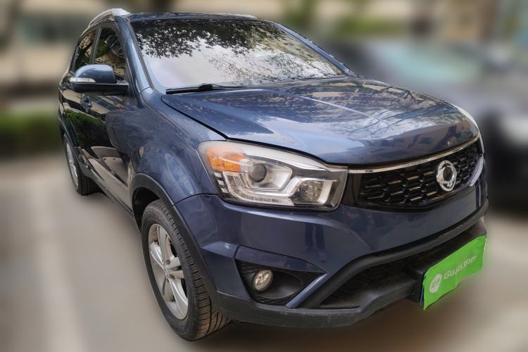 Used SsangYong Korando 2014 2.0L Gasoline 4x4 Automatic Luxury Navigation Edition Front Right 45 Deg