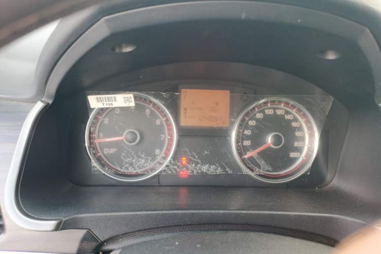 Used SsangYong Korando 2014 2.0L Gasoline Two-Wheel Drive Manual Comfort Navigation Edition Instrument Cluster