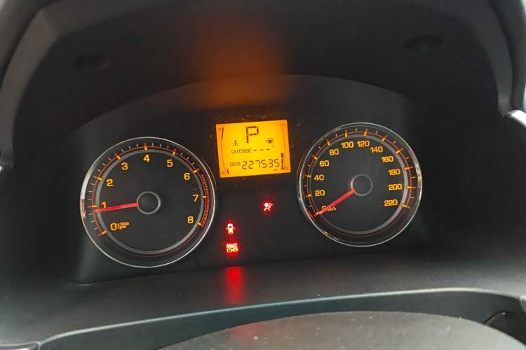 Used SsangYong Korando 2014 2.0L Gasoline Two-Wheel Drive Automatic Elite Navigation Edition Instrument Cluster