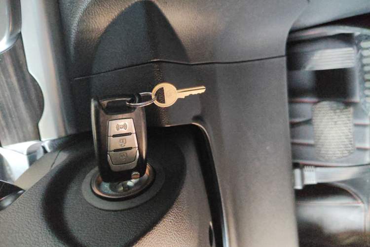 Used SsangYong Korando 2014 2.0L Gasoline 4x4 Automatic Luxury Navigation Edition Interior 1