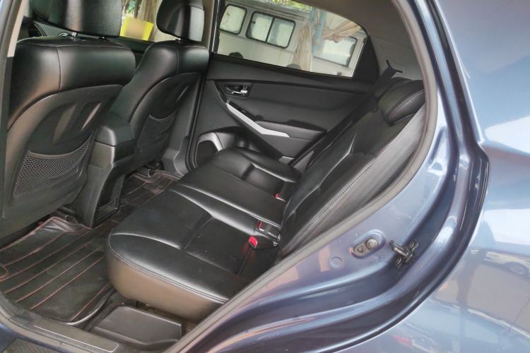 Used SsangYong Korando 2014 2.0L Gasoline 4x4 Automatic Luxury Navigation Edition Interior 4