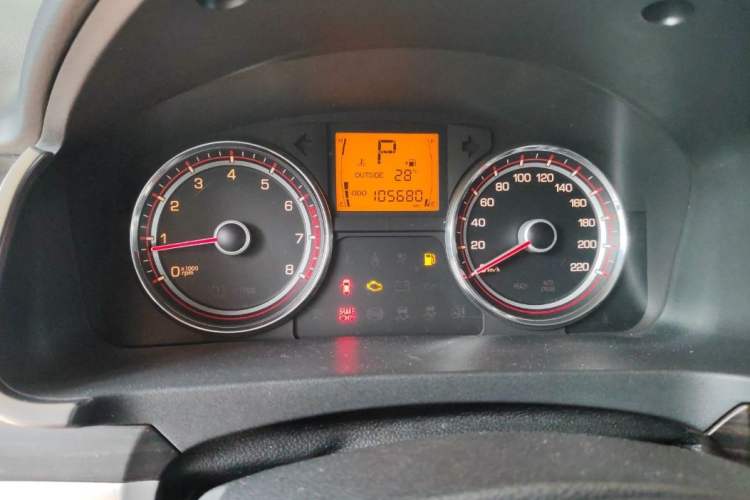 Used SsangYong Korando 2014 2.0L Gasoline 4x4 Automatic Luxury Navigation Edition Odometer Close Up