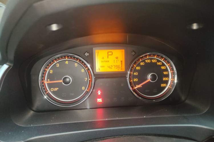 Used SsangYong Korando 2014 2.0L Gasoline 4x4 Automatic Luxury Navigation Edition Odometer Close Up