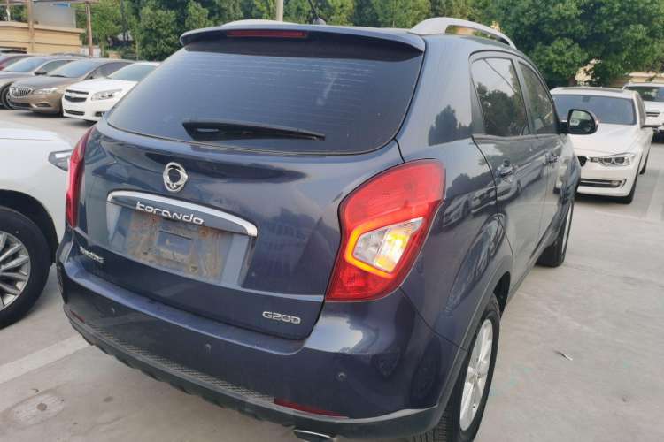 Used SsangYong Korando 2014 2.0L Gasoline Two-Wheel Drive Manual Comfort Navigation Edition Rear Right 45 Deg
