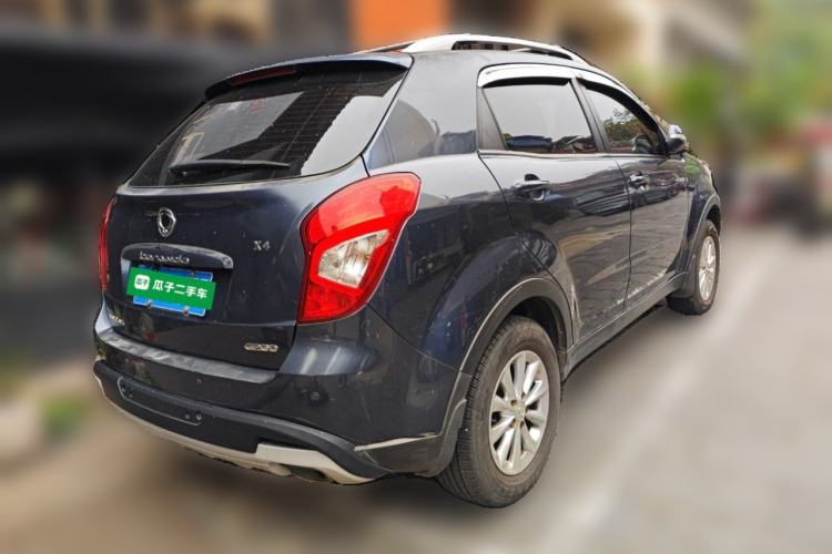 Used SsangYong Korando 2014 2.0L Gasoline Two-Wheel Drive Automatic Elite Navigation Edition Rear Right 45 Deg