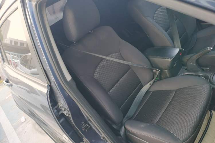 Used SsangYong Korando 2014 2.0L Gasoline Two-Wheel Drive Manual Comfort Navigation Edition Right Front Seat