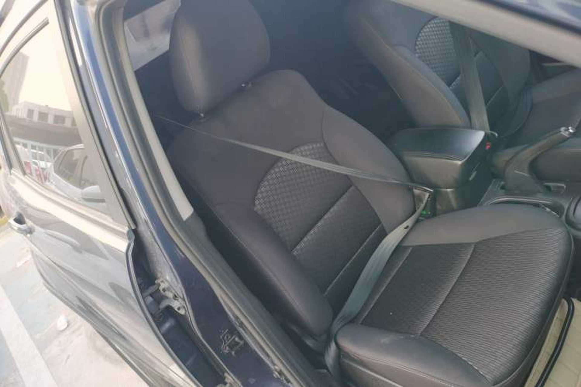 Used SsangYong Korando 2014 2.0L Gasoline Two-Wheel Drive Manual Comfort Navigation Edition Right Front Seat