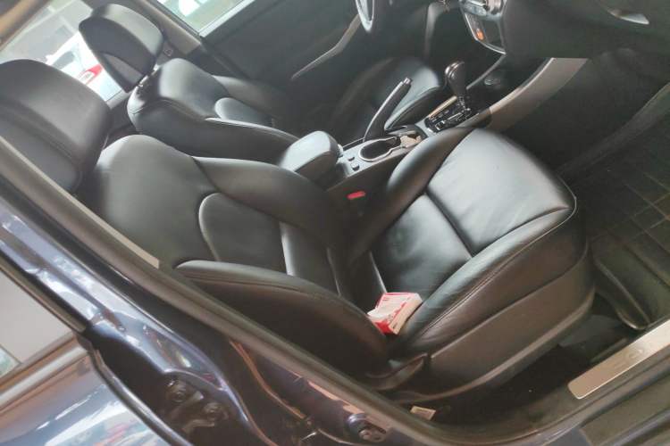 Used SsangYong Korando 2014 2.0L Gasoline 4x4 Automatic Luxury Navigation Edition Right Front Seat