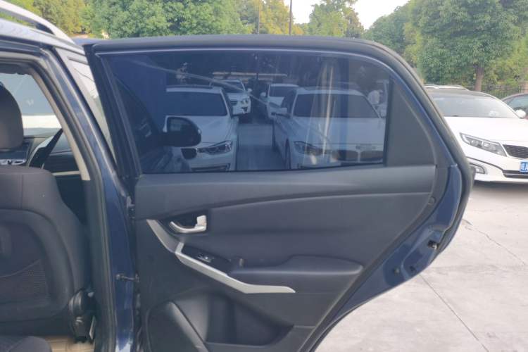 Used SsangYong Korando 2014 2.0L Gasoline Two-Wheel Drive Manual Comfort Navigation Edition Right Rear Door Interior