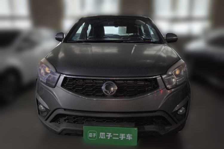 Used SsangYong Korando 2014 2.0L Gasoline Two-Wheel Drive Automatic Luxury Navigation Edition Front
