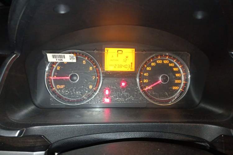 Used SsangYong Korando 2014 2.0L Gasoline Two-Wheel Drive Automatic Elite Navigation Edition Instrument Cluster