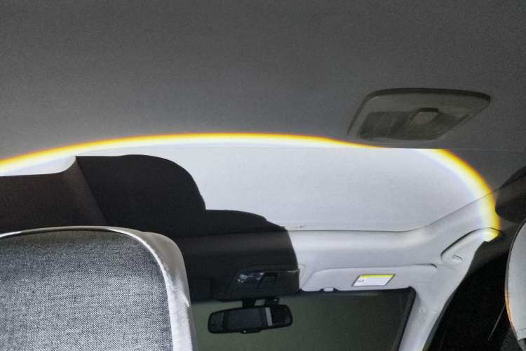 Used SsangYong Korando 2014 2.0L Gasoline 4x4 Automatic Luxury Navigation Edition Headliner
