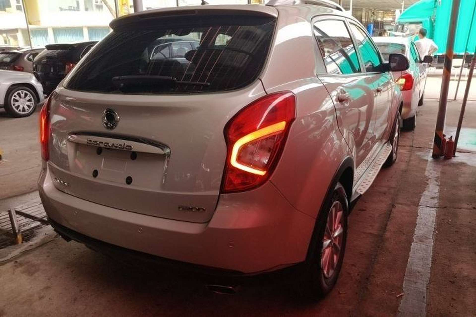 Used SsangYong Korando 2014 2.0L Gasoline Two-Wheel Drive Automatic Elite Navigation Edition Rear Right 45 Deg