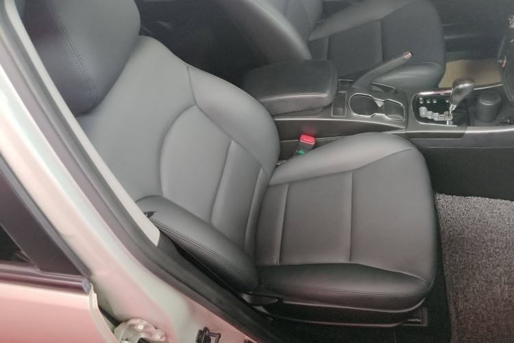 Used SsangYong Korando 2014 2.0L Gasoline Two-Wheel Drive Automatic Elite Navigation Edition Right Front Seat