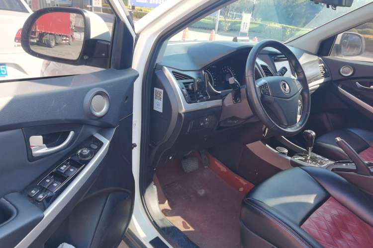 Used SsangYong Korando 2014 2.0L Gasoline Two-Wheel Drive Automatic Collection Edition Driver Seat