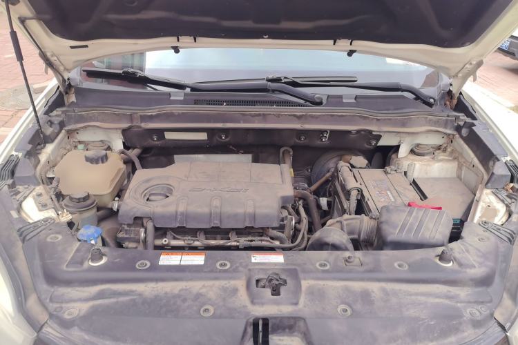Used SsangYong Korando 2014 2.0L Gasoline Two-Wheel Drive Automatic Elite Navigation Edition Engine Bay