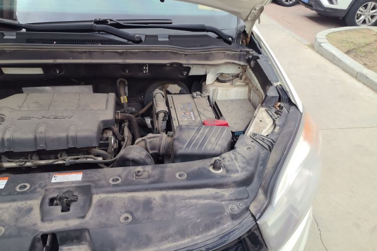 Used SsangYong Korando 2014 2.0L Gasoline Two-Wheel Drive Automatic Elite Navigation Edition Engine Bay Left