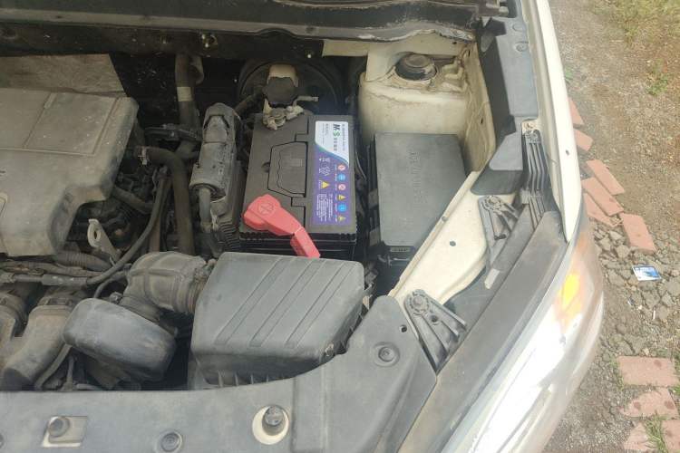 Used SsangYong Korando 2014 2.0L Gasoline 4x4 Automatic Luxury Navigation Edition Engine Bay Left
