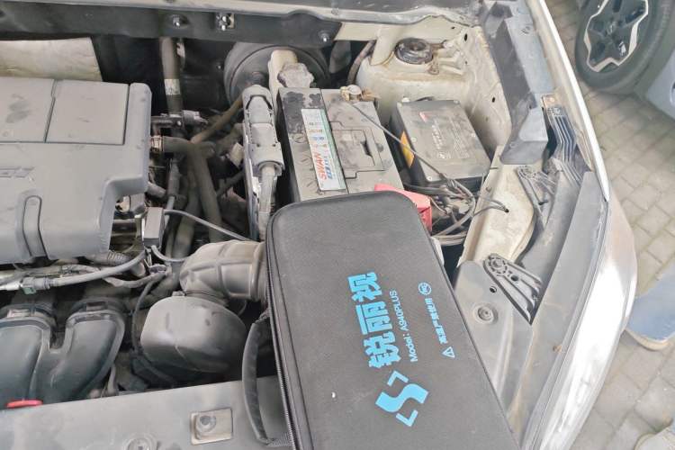 Used SsangYong Korando 2014 2.0L Gasoline 4x4 Automatic Luxury Navigation Edition Engine Bay Left