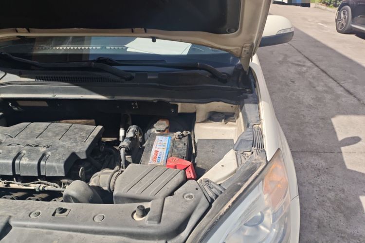 Used SsangYong Korando 2014 2.0L Gasoline Two-Wheel Drive Automatic Elite Navigation Edition Engine Bay Left
