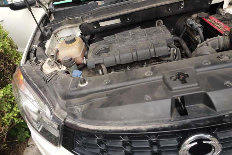 Used SsangYong Korando 2014 2.0L Gasoline Two-Wheel Drive Automatic Elite Navigation Edition Engine Bay Right