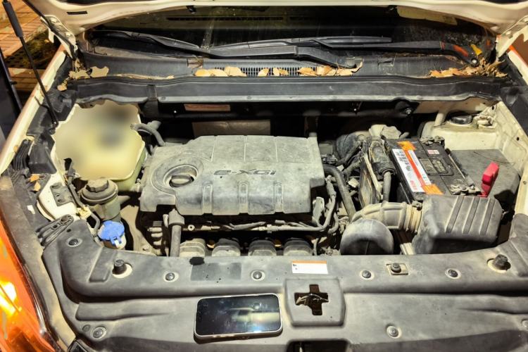 Used SsangYong Korando 2014 2.0L Gasoline Two-Wheel Drive Manual Comfort Navigation Edition Engine Bay