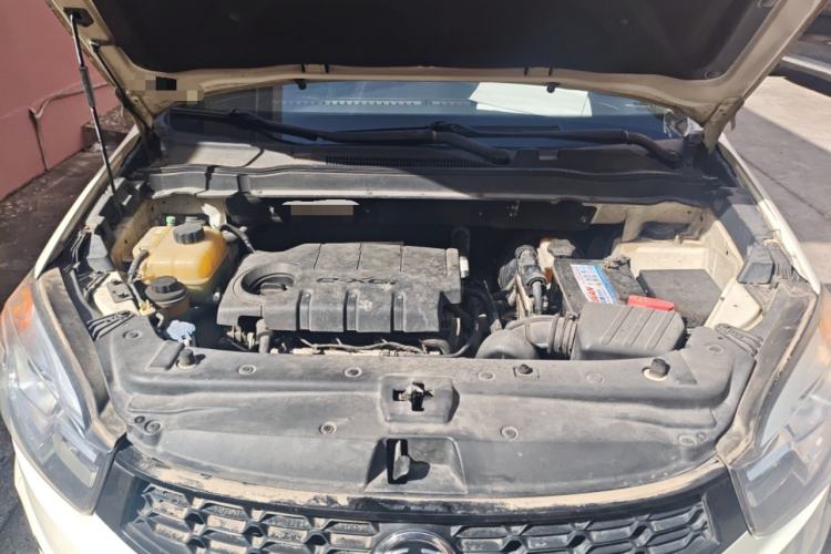 Used SsangYong Korando 2014 2.0L Gasoline Two-Wheel Drive Automatic Elite Navigation Edition Engine Bay