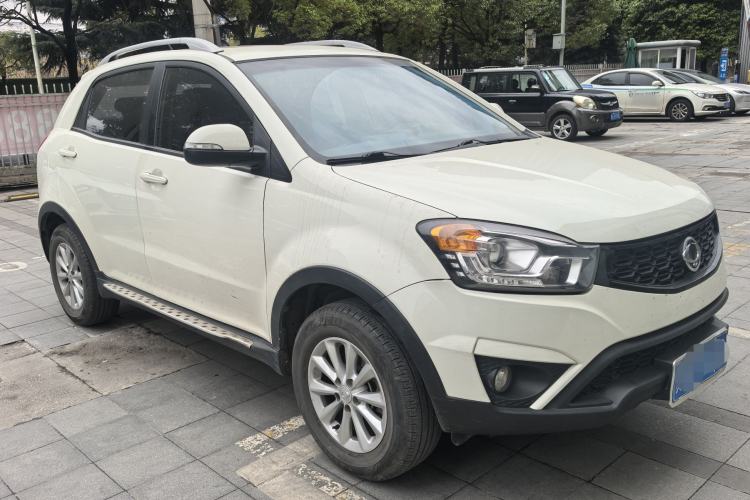 Used SsangYong Korando 2014 2.0L Gasoline Two-Wheel Drive Automatic Elite Navigation Edition Exterior 2