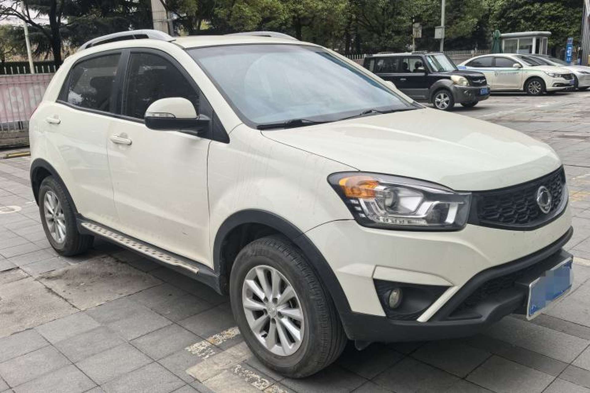 Used SsangYong Korando 2014 2.0L Gasoline Two-Wheel Drive Automatic Elite Navigation Edition Exterior 2