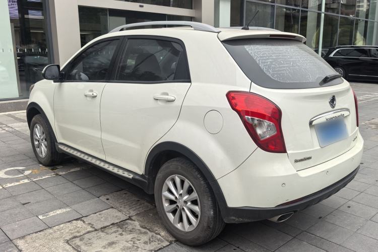 Used SsangYong Korando 2014 2.0L Gasoline Two-Wheel Drive Automatic Elite Navigation Edition Exterior 3