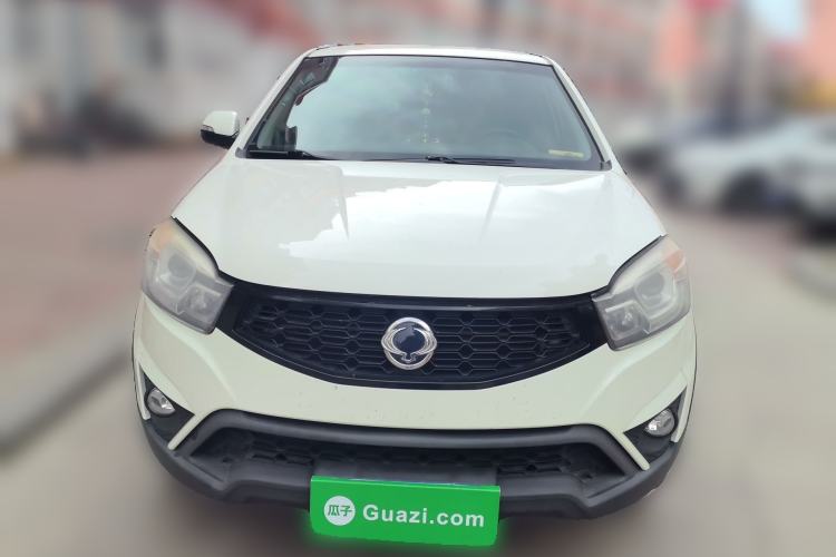 Used SsangYong Korando 2014 2.0L Gasoline Two-Wheel Drive Automatic Elite Navigation Edition Front
