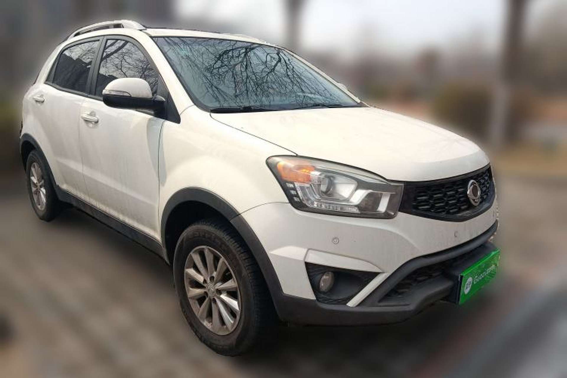 Used SsangYong Korando 2014 2.0L Gasoline Two-Wheel Drive Automatic Elite Navigation Edition Front Right 45 Deg